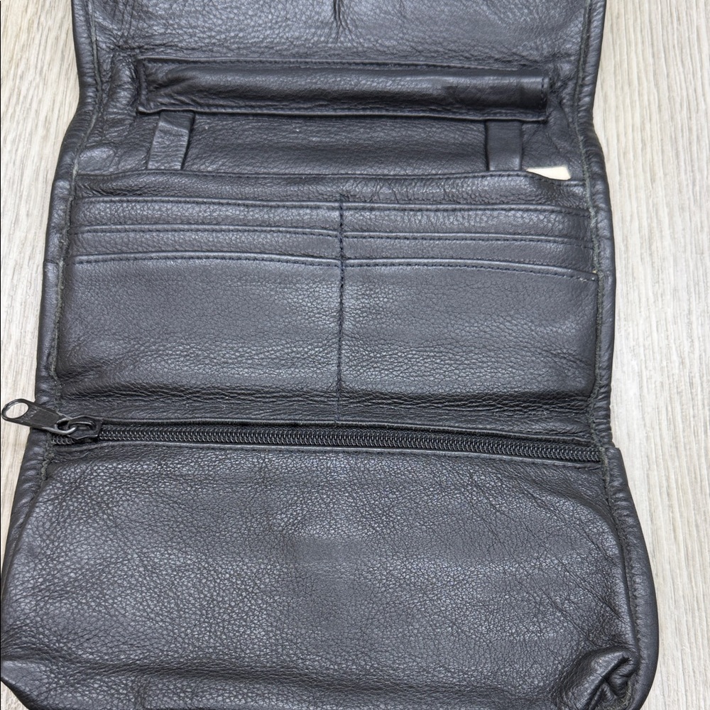 Black Leather Wallet - Picture 7 of 10